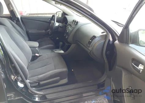 2010 Nissan Altima 2.5 S z USA, uszkodzony, nr VIN 1N4AL2AP8AC132612